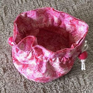 Ann Simper pink draw string 6 in w make up/jewelry